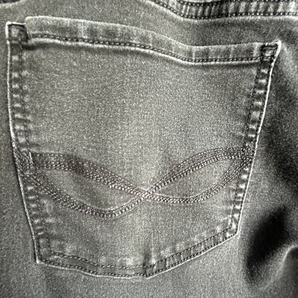 Riders by Lee Bootcut Jeans Midrise Size 18P - Picture 7 of 11